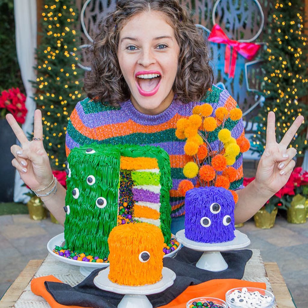 Amirah Kassem with her Sweet Monster Mash Cake Design in 2020