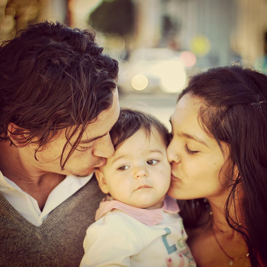 Arista Ilona with her boyfriend and daughter