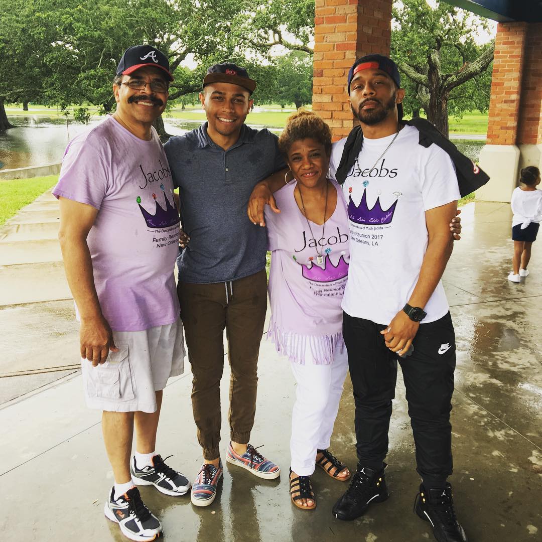 Ryan Oubre with his brother and family in 2017