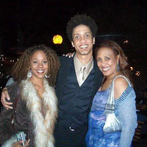 Telma Hopkins, her real son and reel daughter