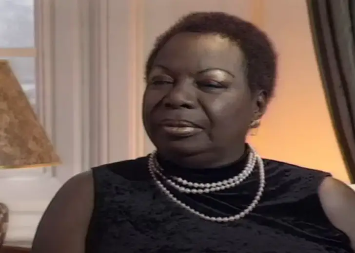 ninasimone