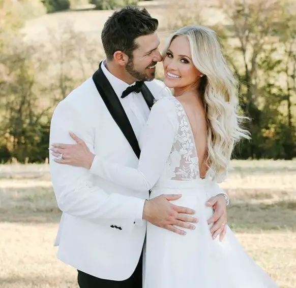 tomi-lahren-weeding-jp-arencibia-married