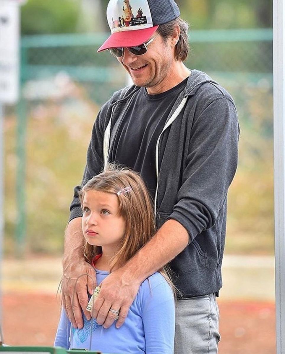 Francesca Nora Bateman with her Father Jason Bateman in 2019